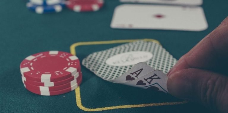 Tampilan utama platform alexxistogel dengan tema slot online dan sportsbook